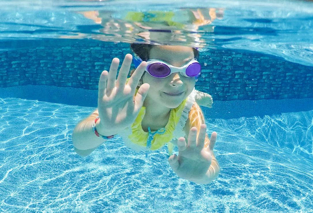 Rainbow Unicorn - Splash Place Swim Goggles